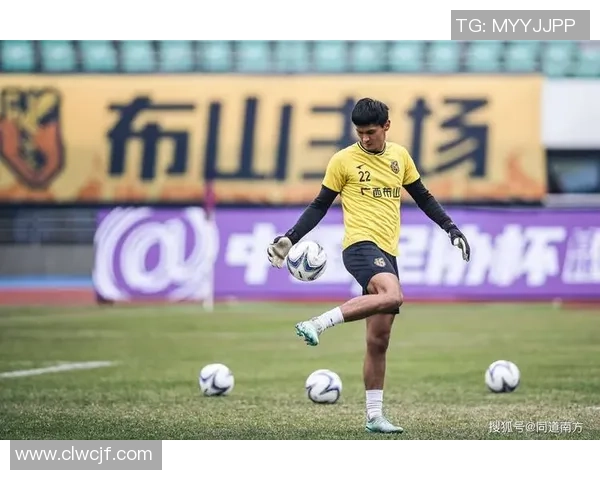 柳州足球袜的魅力与实用性探讨助力球员提升比赛表现